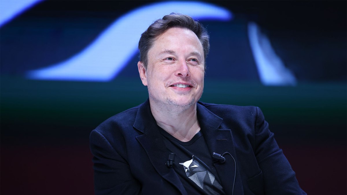 تقول هيئة مراقبة الخصوصية إنها “تفاجأت” باختيار Elon Musk بيانات المستخدم في تدريب Grok AI